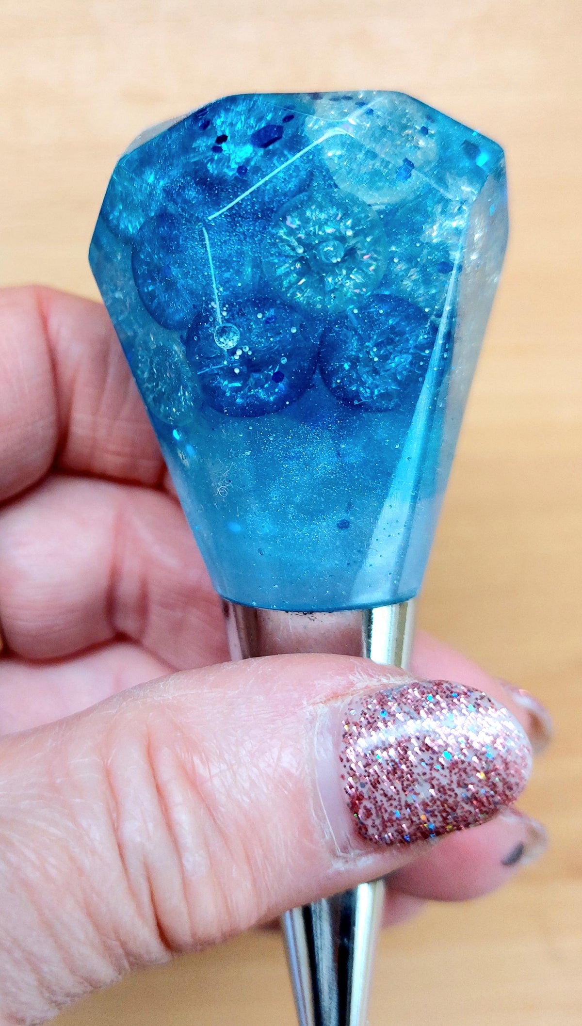 Resin bottle stopper, glitter balls, home bar accessory