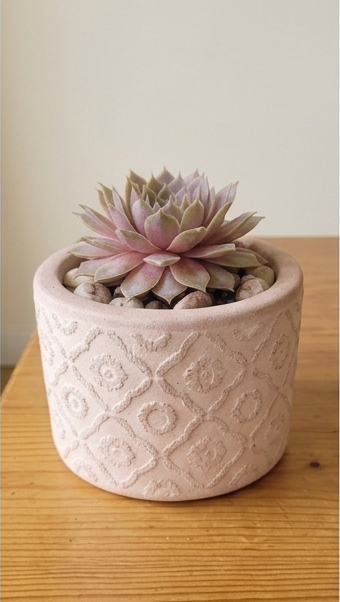 Eco resin indoor planter, Flower pattern, ideal for succulent plants