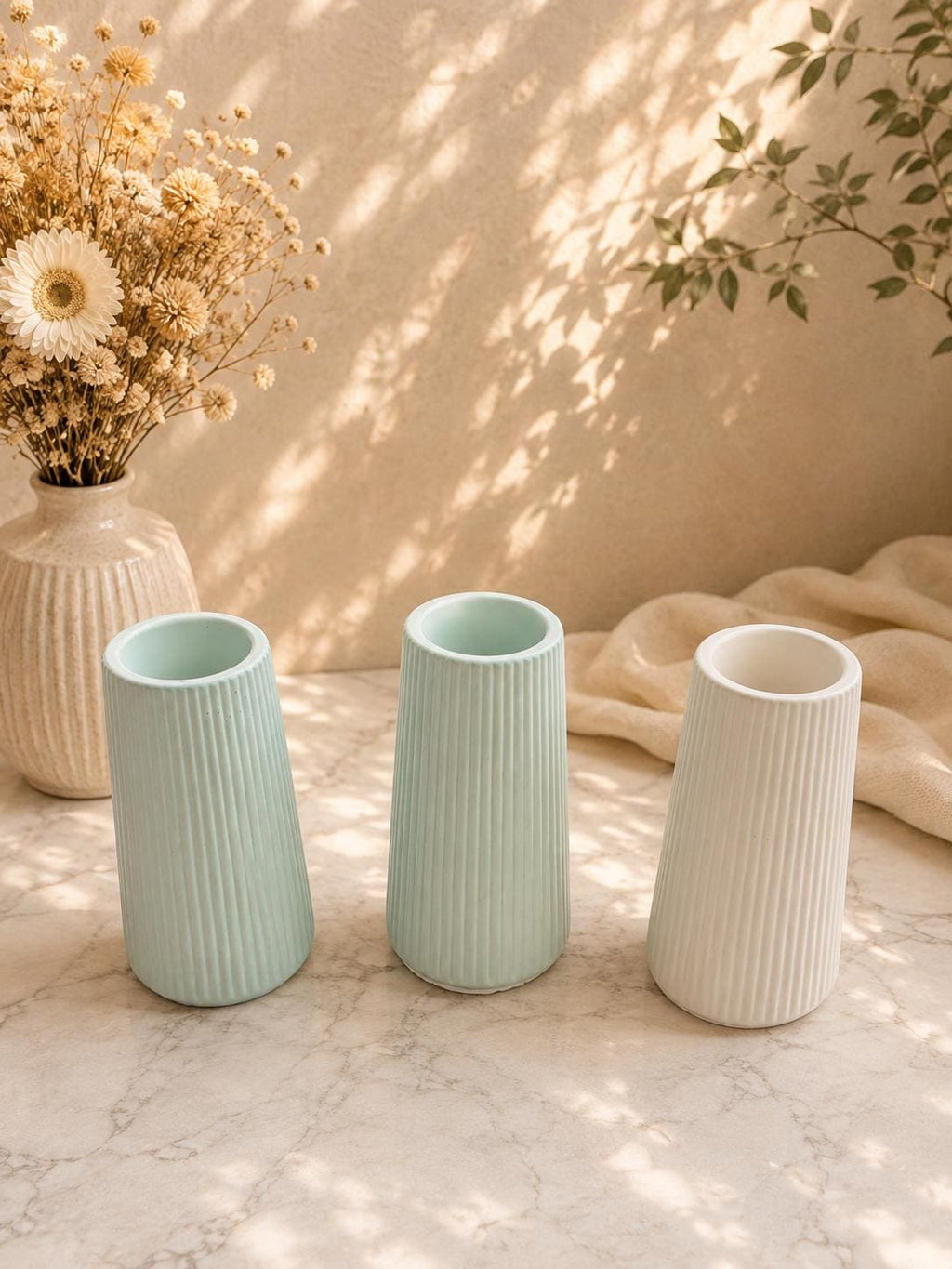 Eco resin vase