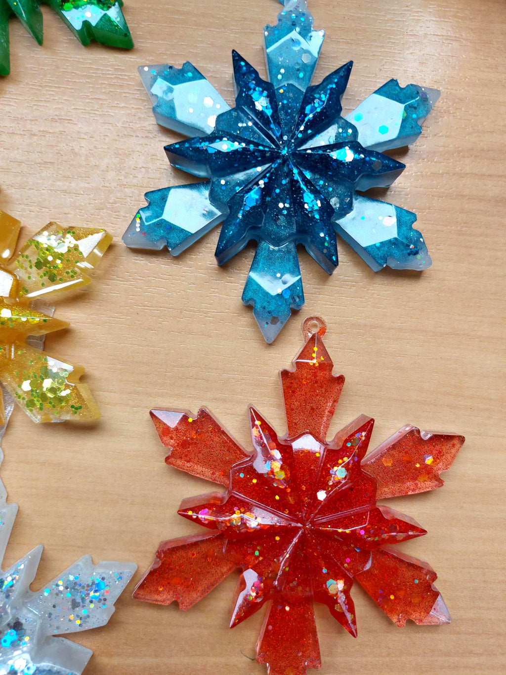 Resin Christmas tree decorations, pack of 2, choose colours, sparkle, glitter